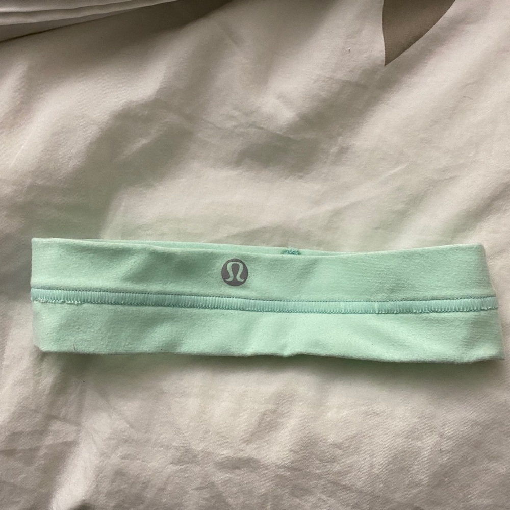 Lululemon light aqua headband